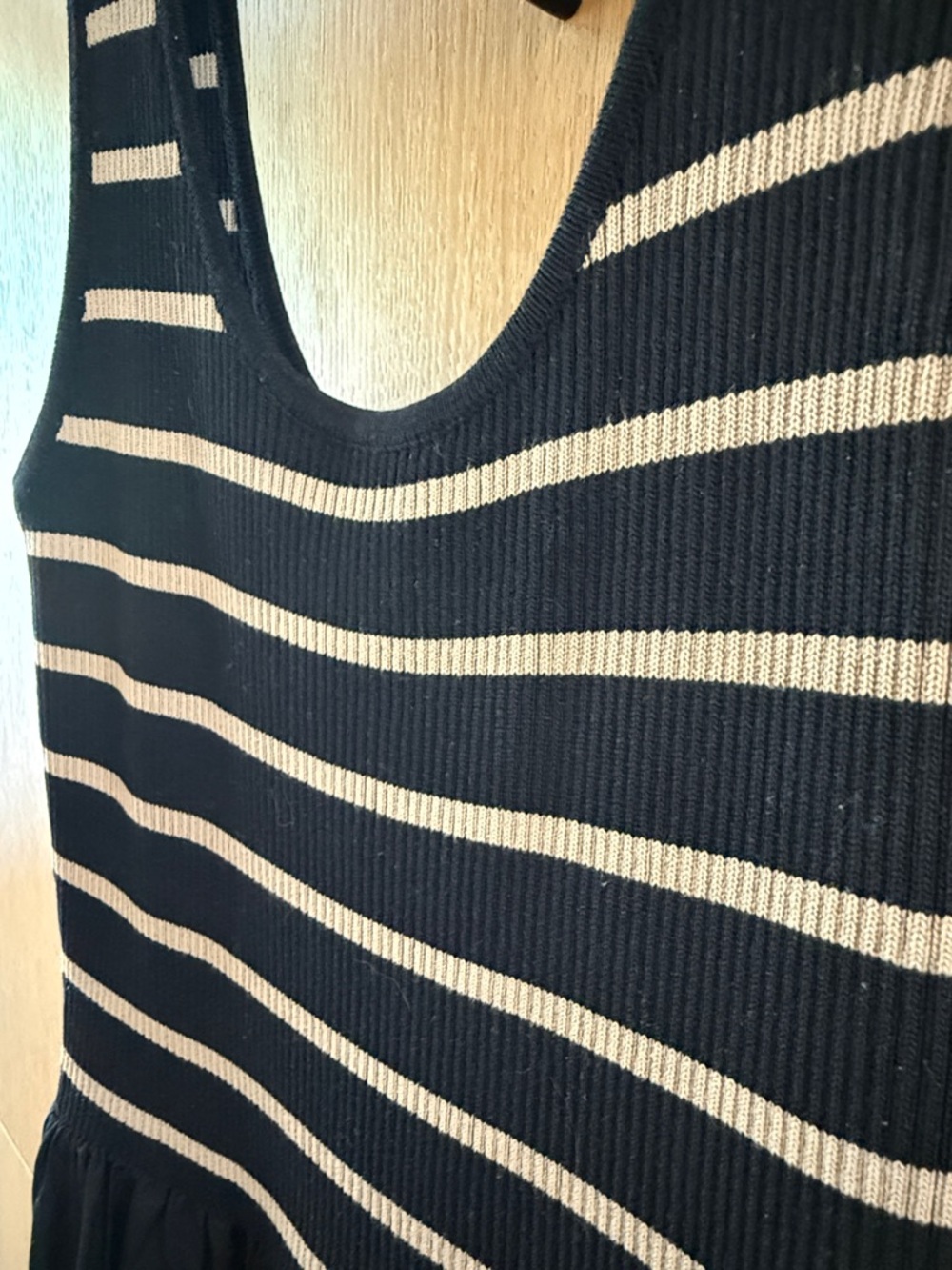 Moon River Stripe Bodice Mixed Media Midi Dress Black/ Tan Color Size Small - Picture 7 of 13